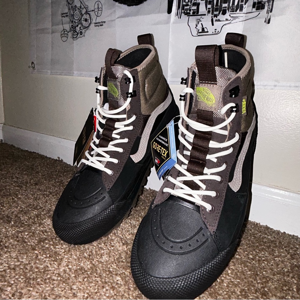 Vans SK8-HI MTE-3 Gore-Tex ‘Tonal Brown Black’    men’s 8/Women’s 9.5